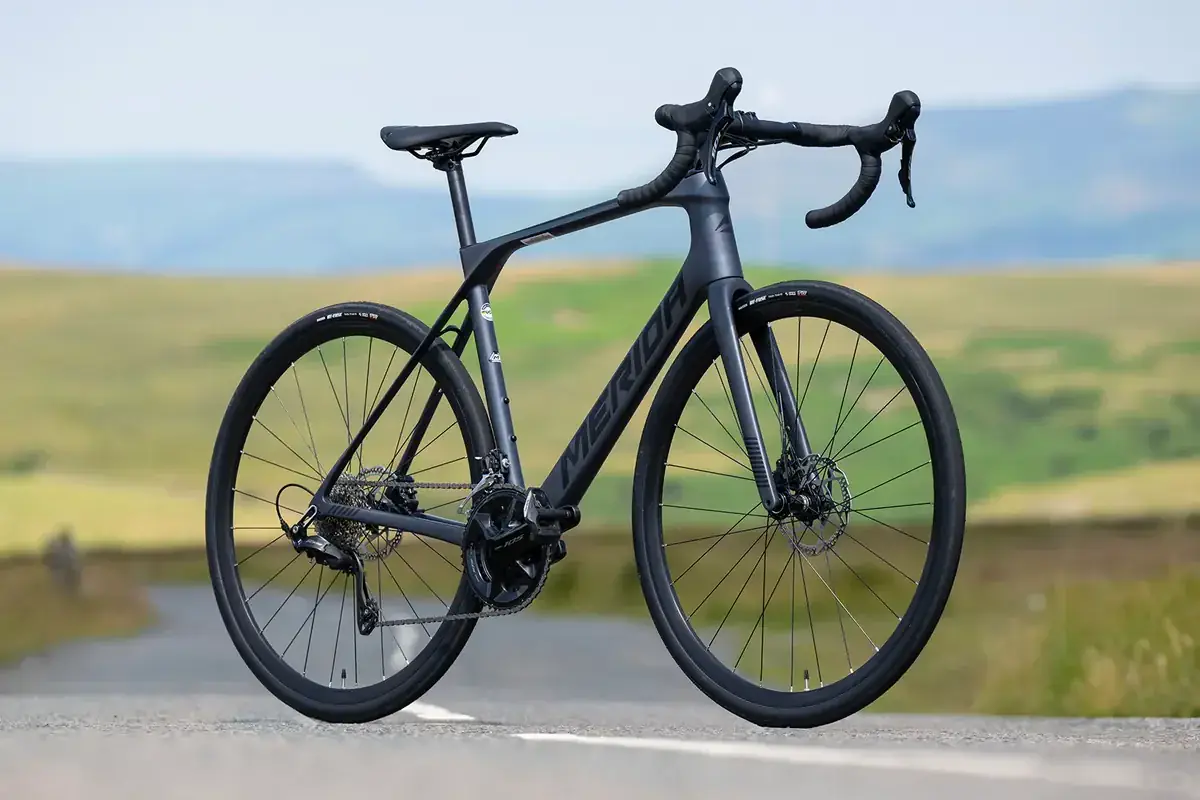 Quoted public-post photo of a Merida Scultura Endurance 4000 road bike